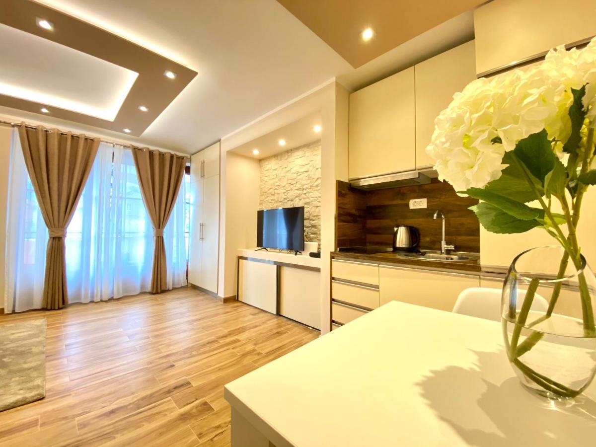 Villa Blanca Risan Esterno foto