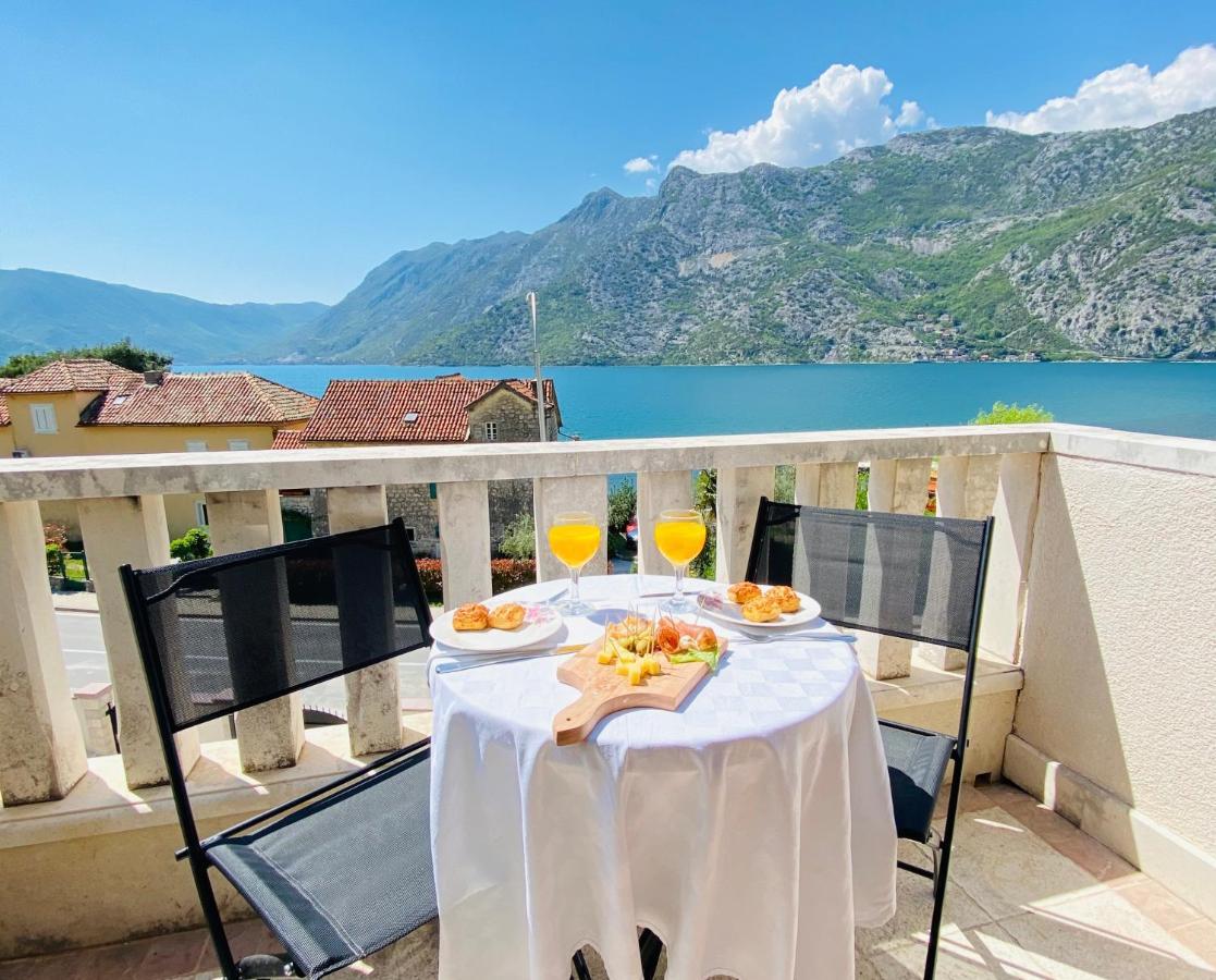 Villa Blanca Risan Esterno foto
