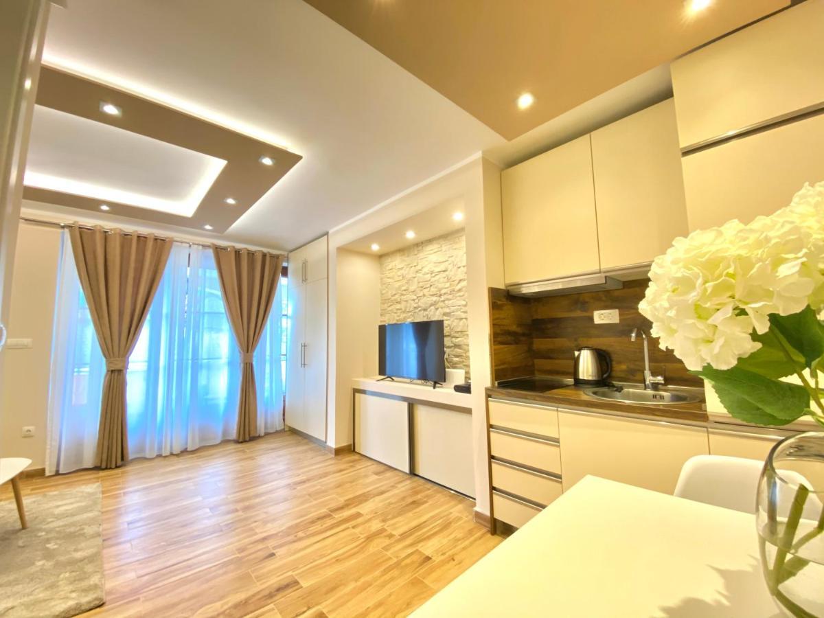Villa Blanca Risan Esterno foto