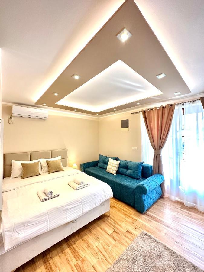 Villa Blanca Risan Esterno foto