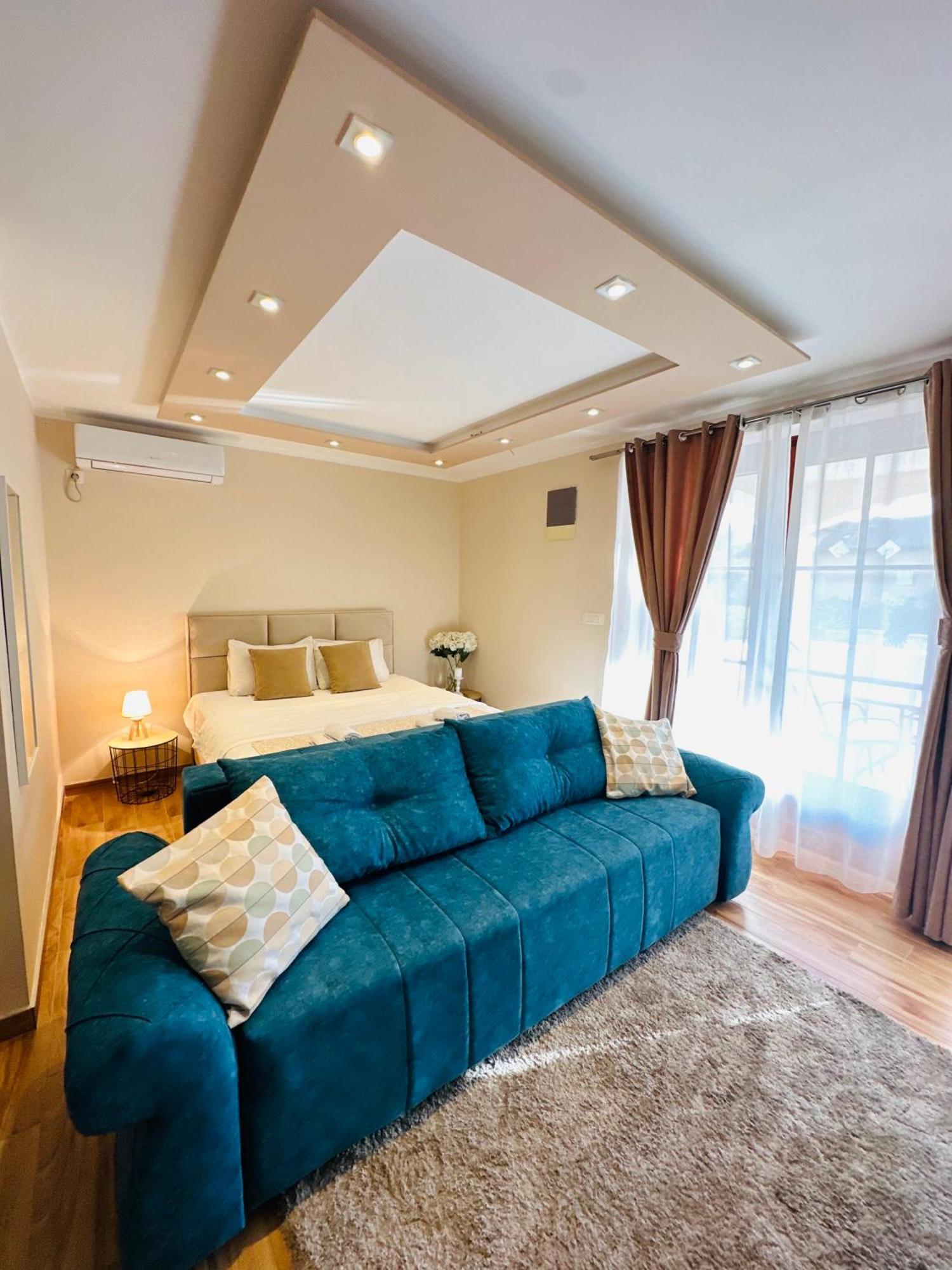 Villa Blanca Risan Esterno foto