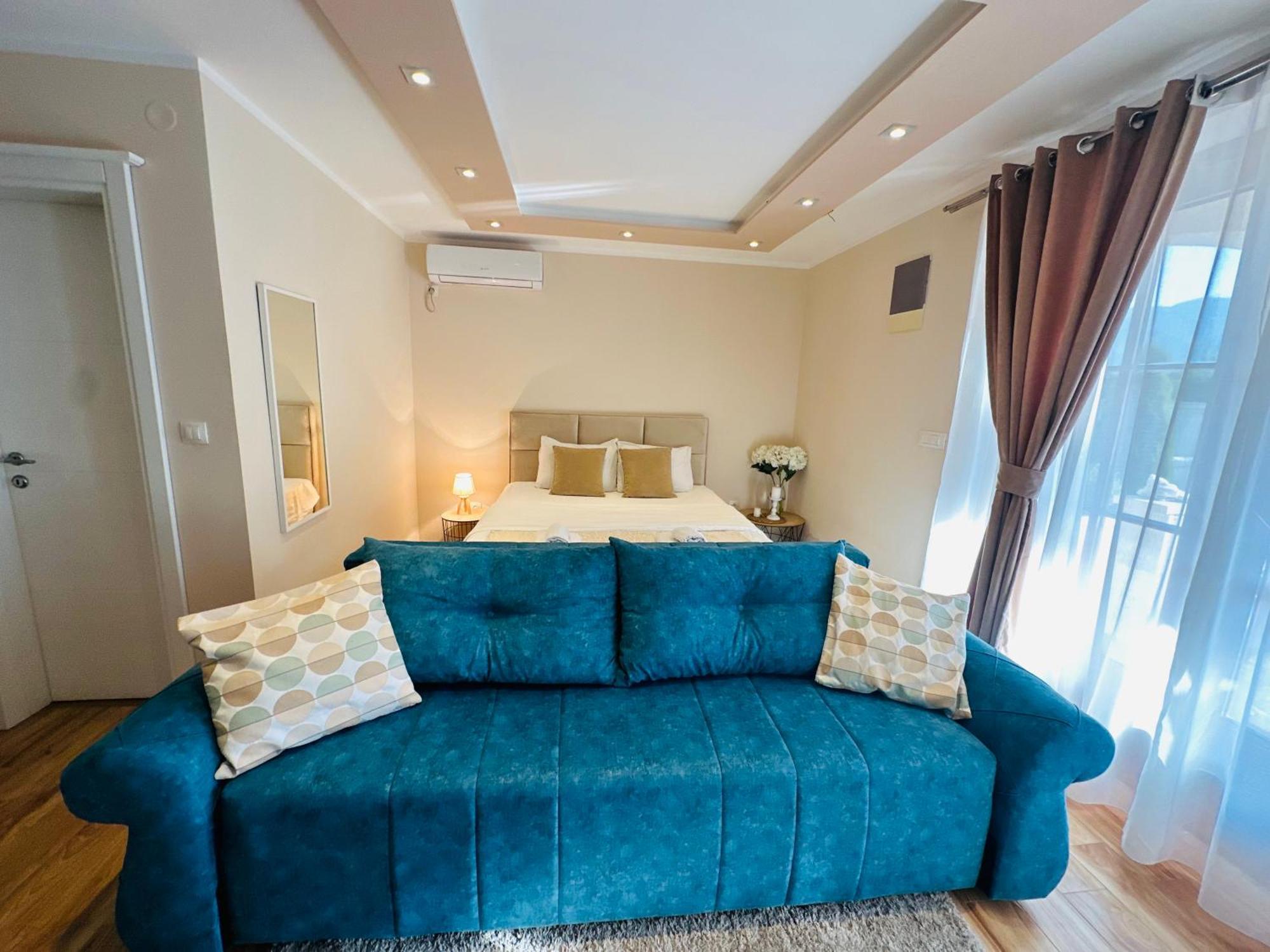 Villa Blanca Risan Esterno foto